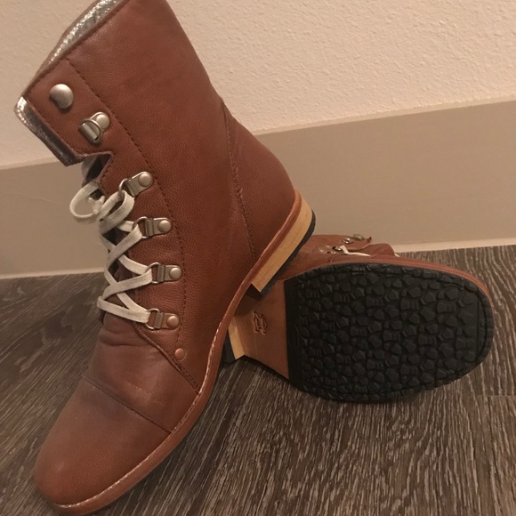 Zuriick Henry Women's Boots - Picture 1 of 4